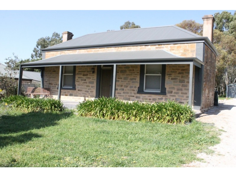 20 Albert Street, Clare SA 5453