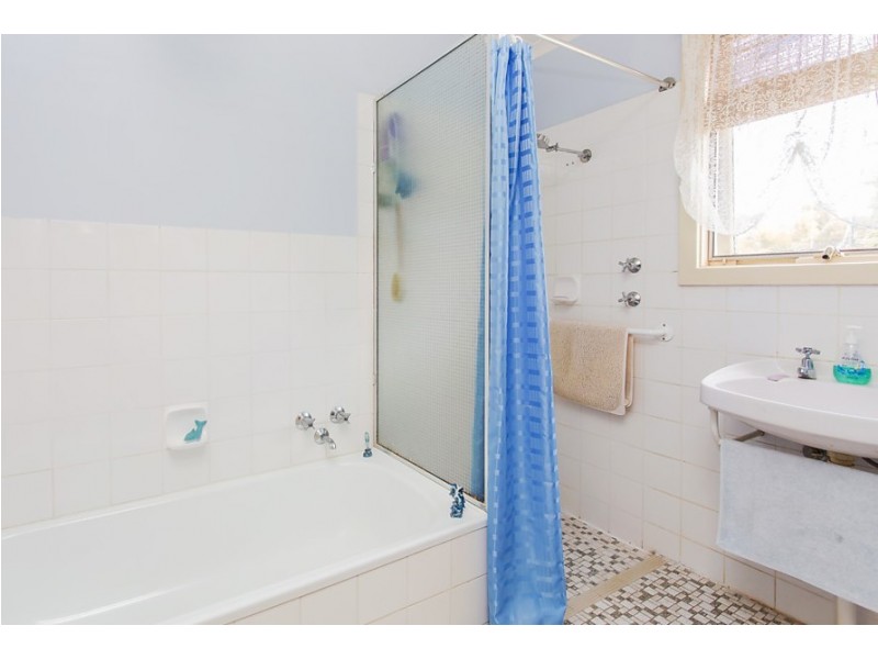 19 Third Street, Snowtown SA 5520