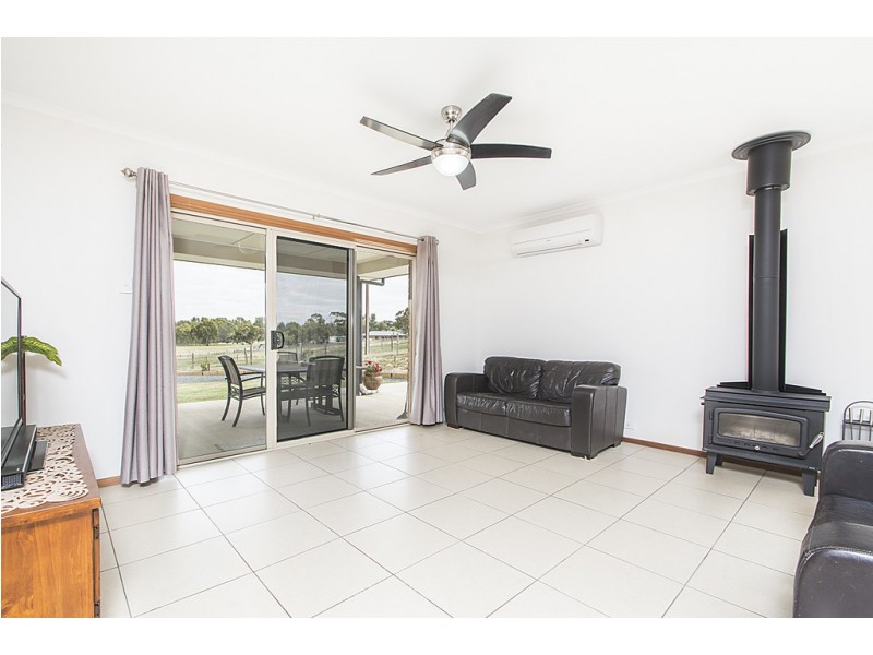 56 Emu Flat Road, Armagh SA 5453