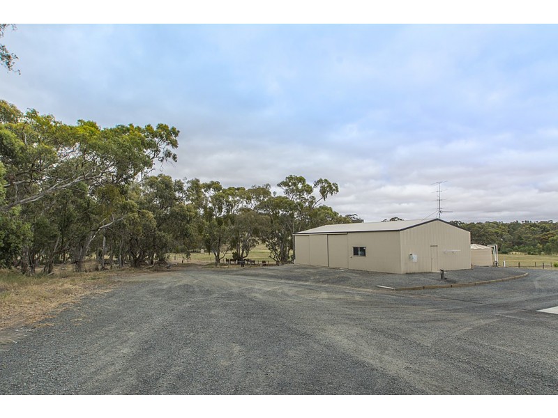 56 Emu Flat Road, Armagh SA 5453