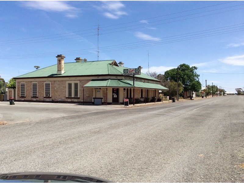 12 Railway Tce, Gulnare SA 5471