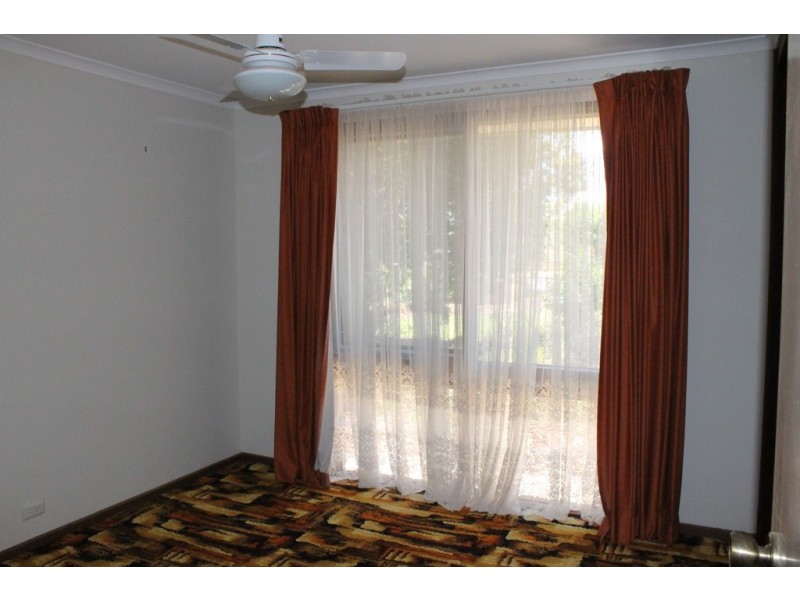 24 Harris Street, Balaklava SA 5461