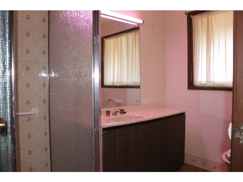 24 Harris Street, Balaklava SA 5461