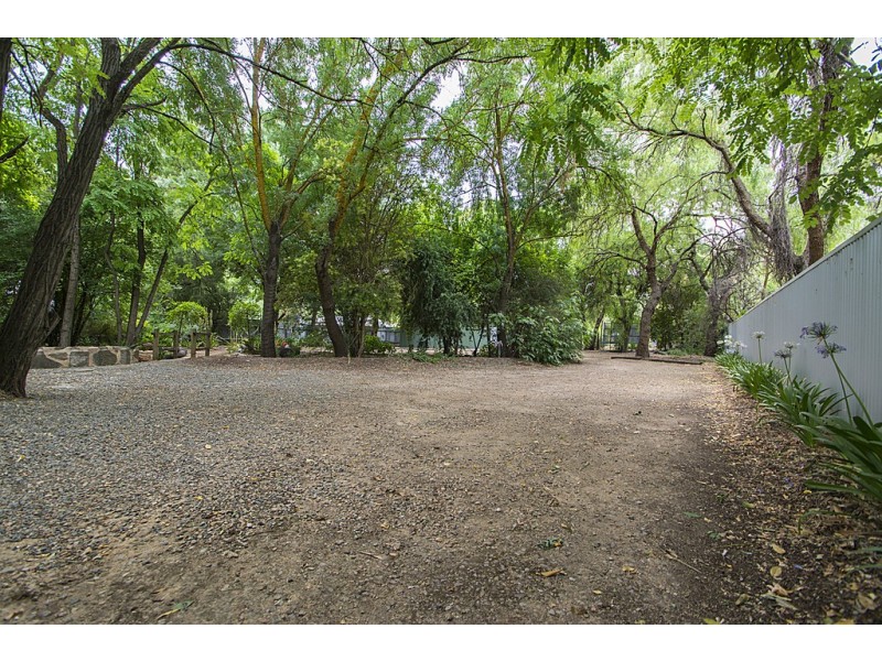 20 Main North Road, Auburn SA 5451