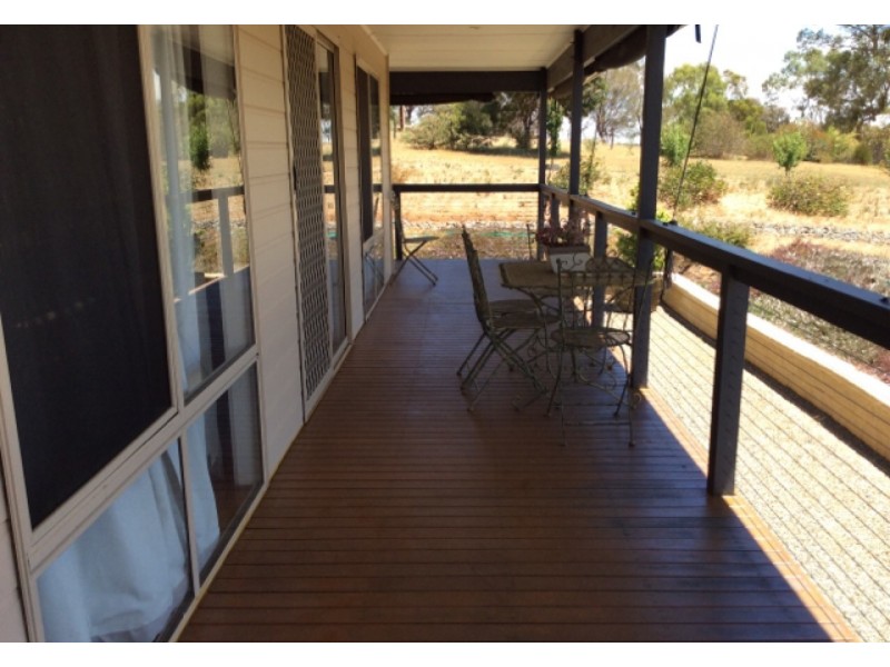 0 Contact Agent, Clare SA 5453