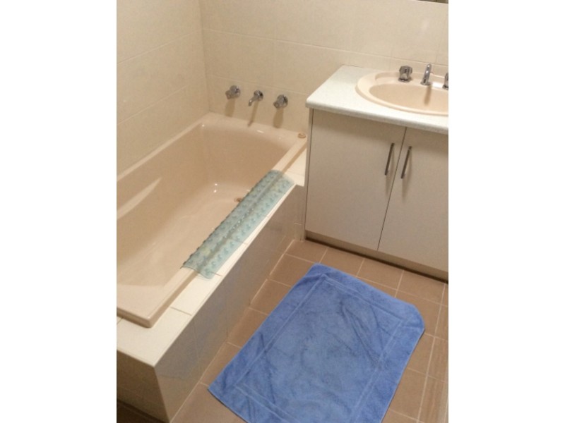 0 Contact Agent, Clare SA 5453