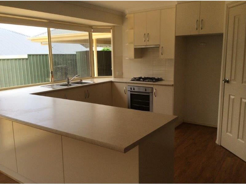 22 Pandappa Drive, Clare SA 5453