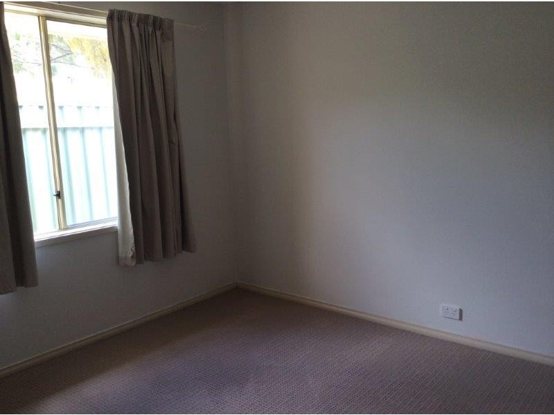 22 Pandappa Drive, Clare SA 5453