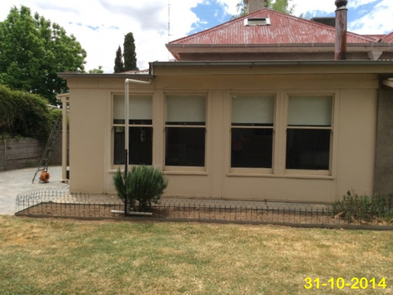 18 Harriett St, Clare SA 5453