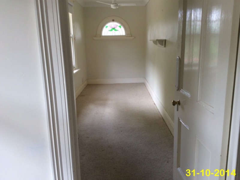 18 Harriett St, Clare SA 5453