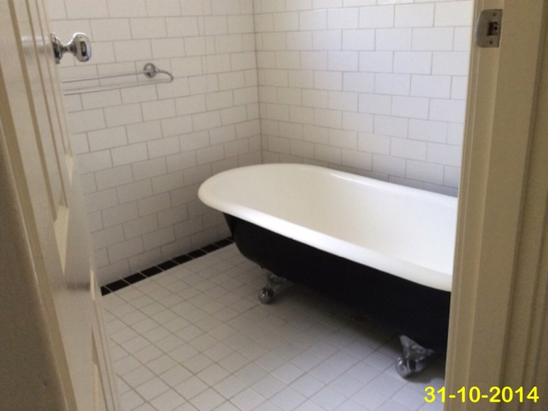 18 Harriett St, Clare SA 5453