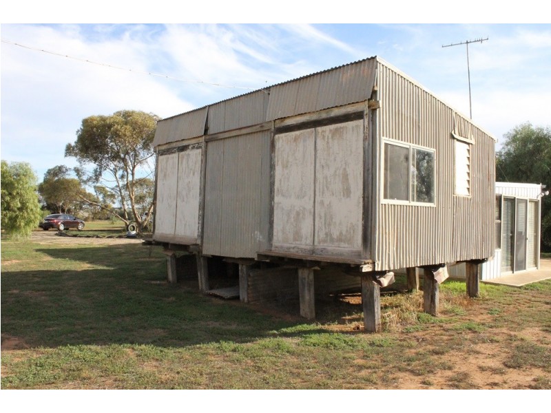 79 Nantawarra Road, Nantawarra SA 5550