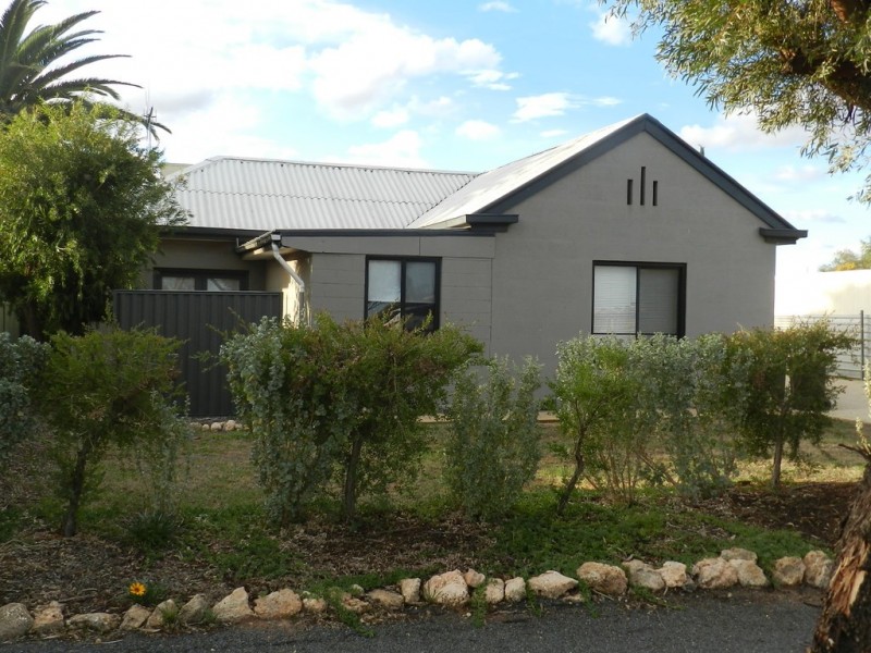 8 Randell Terrace, Monash SA 5342