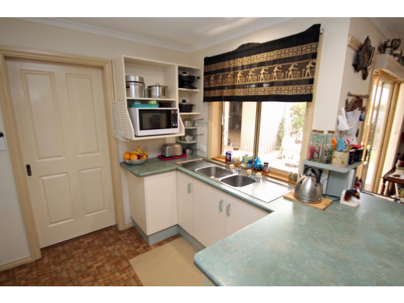 28 Korinthos Street, Renmark SA 5341