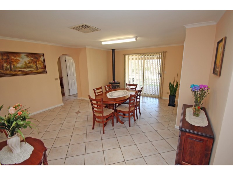 8 Stoeckel Terrace, Paringa SA 5340
