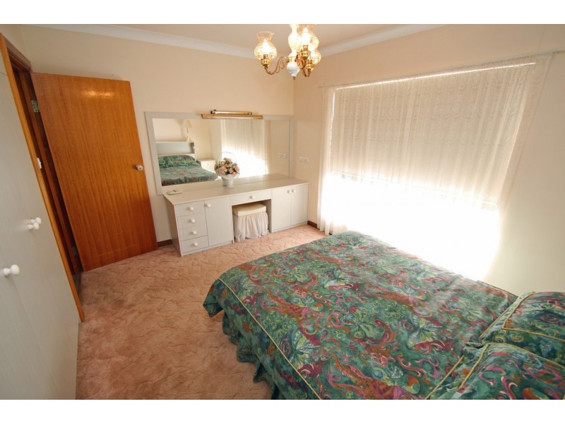 8 Middleton Avenue, Paringa SA 5340