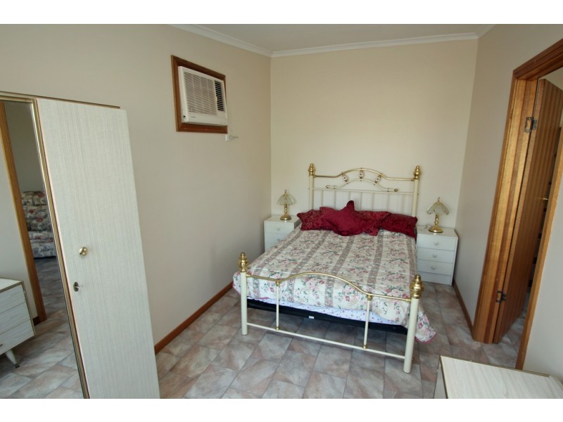 8 Middleton Avenue, Paringa SA 5340