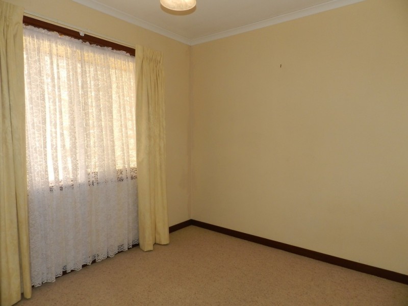 11 Laffer Street, Barmera SA 5345