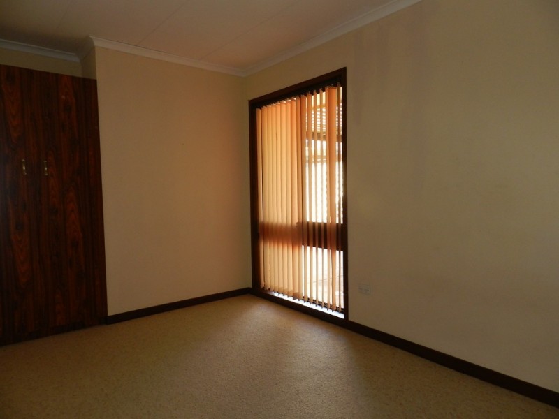 11 Laffer Street, Barmera SA 5345