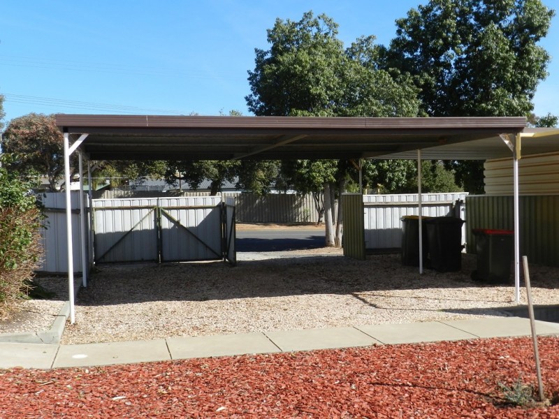 11 Laffer Street, Barmera SA 5345