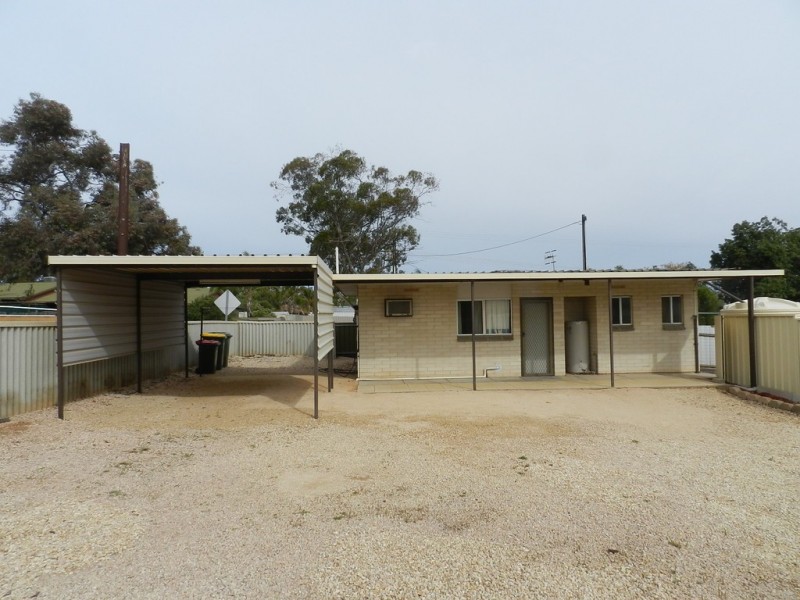 11 Laffer Street, Barmera SA 5345