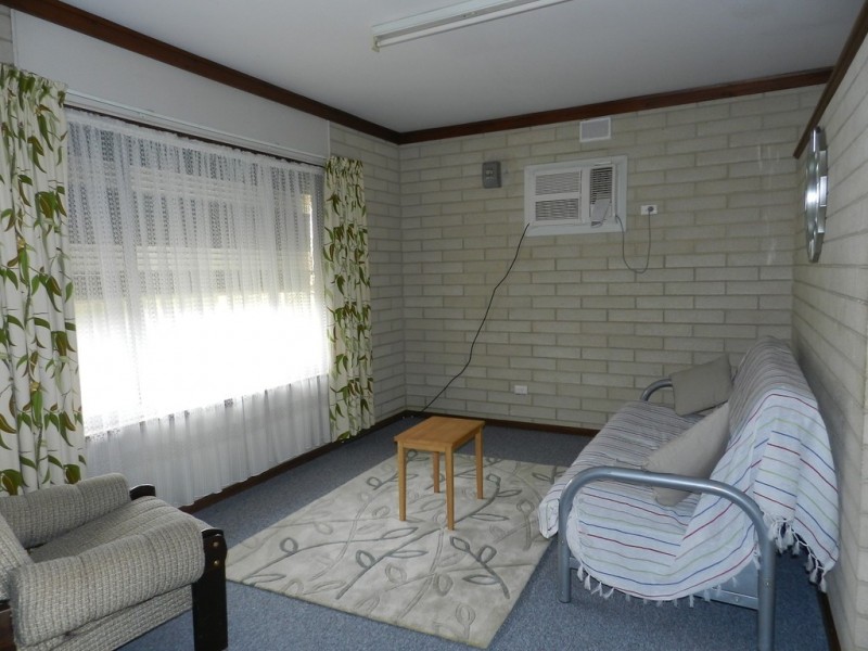 11 Laffer Street, Barmera SA 5345