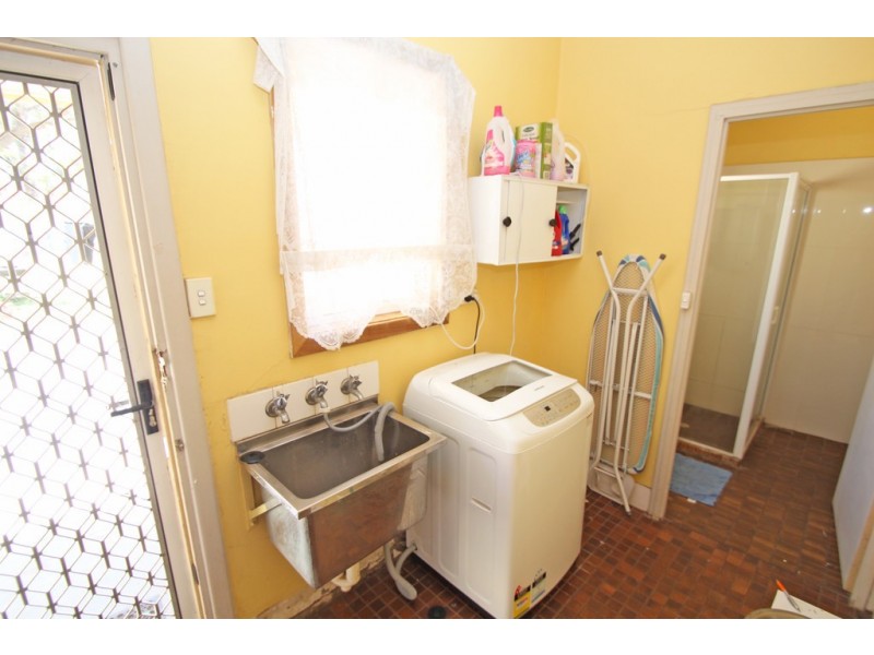 33 Twentieth Street, Renmark SA 5341