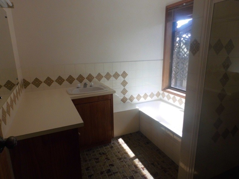 4 Barrington Street, Renmark SA 5341