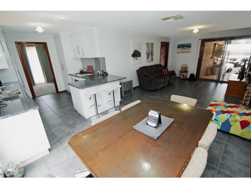 15 Middleton Avenue, Paringa SA 5340