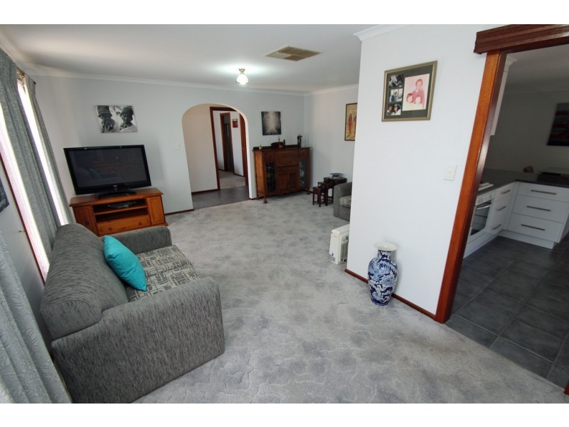 15 Middleton Avenue, Paringa SA 5340