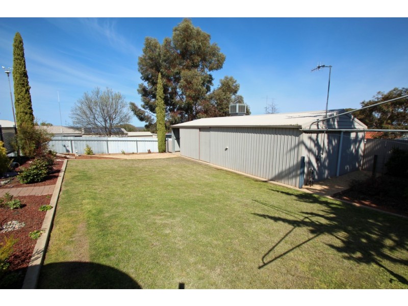 15 Middleton Avenue, Paringa SA 5340