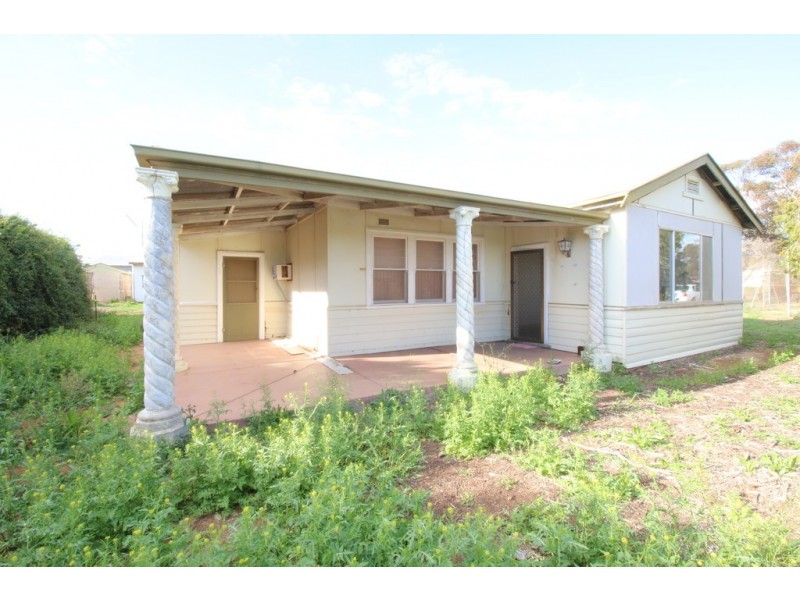 927 Old Sturt Highway, Berri SA 5343