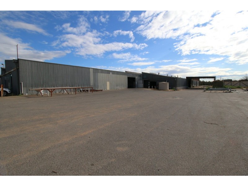 927 Old Sturt Highway, Berri SA 5343