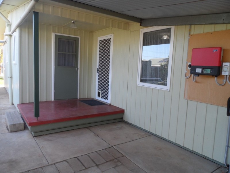4 Betty St, Loxton SA 5333
