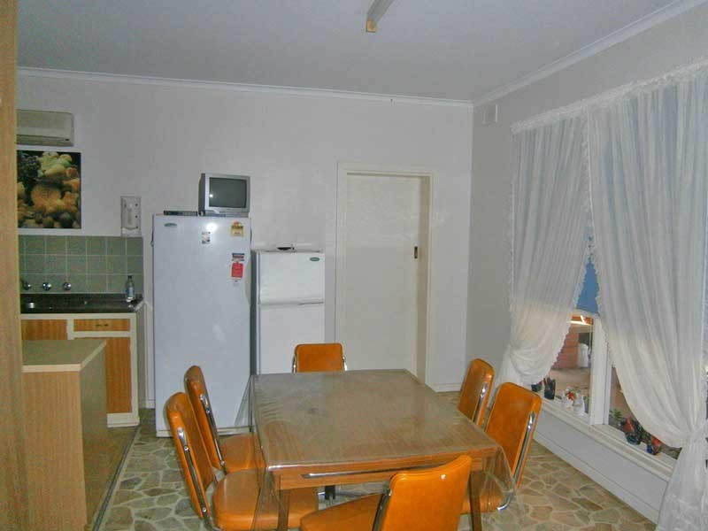 5 Matthews Street, Waikerie SA 5330