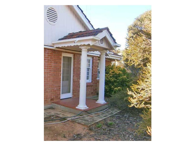 5 Matthews Street, Waikerie SA 5330