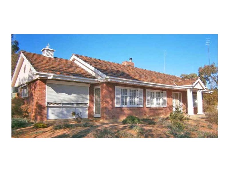 5 Matthews Street, Waikerie SA 5330