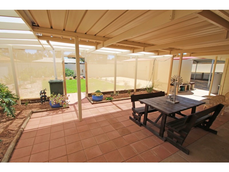 12 Ogilvy Street, Renmark SA 5341