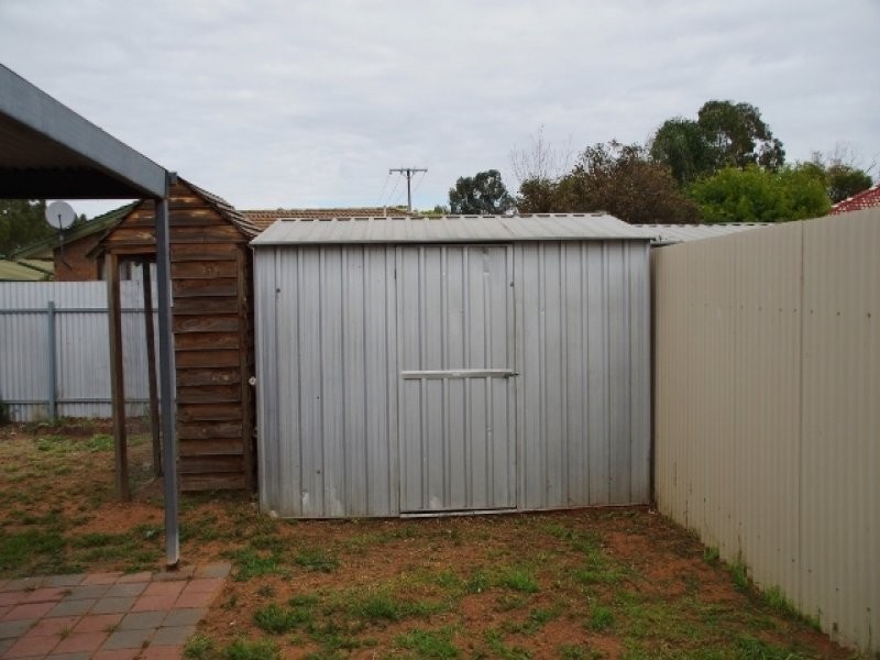 15 Twentieth St, Renmark SA 5341