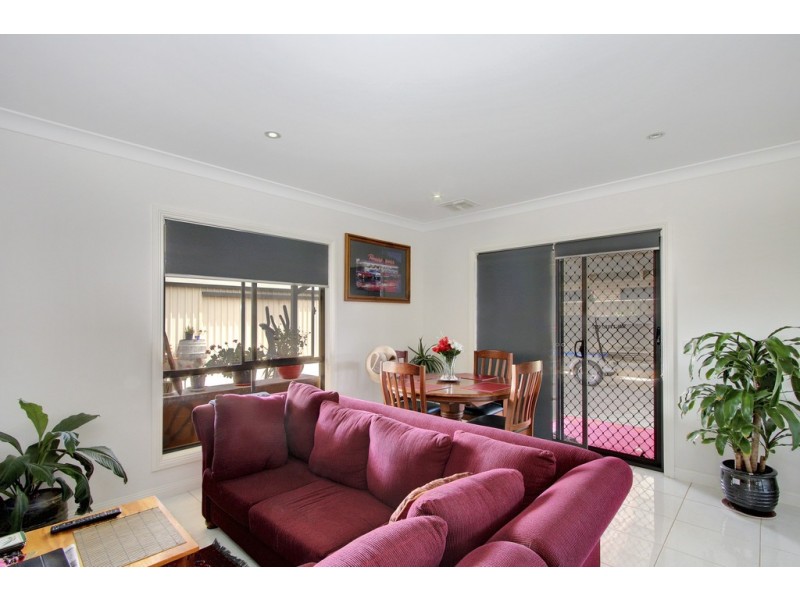 9 Torrens Street, Loxton SA 5333