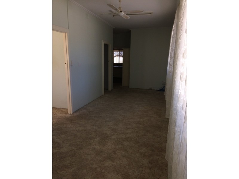 61 Gordon Road, Loxton North SA 5333