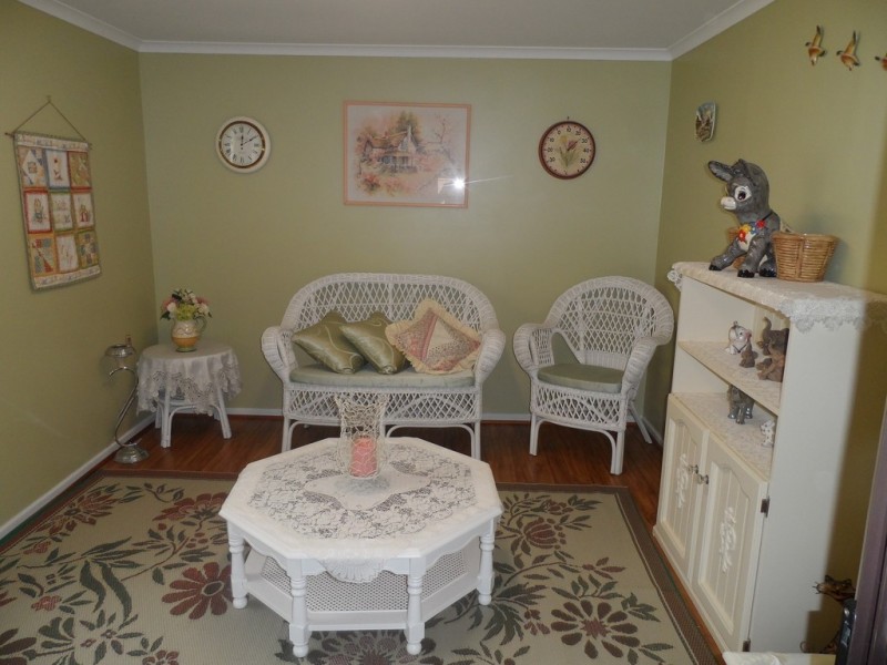 16 Eringa Avenue, Loxton SA 5333