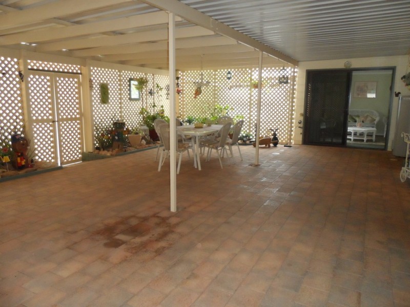 16 Eringa Avenue, Loxton SA 5333