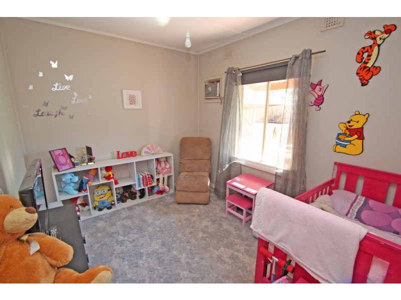 15 Stoeckel Terrace, Paringa SA 5340