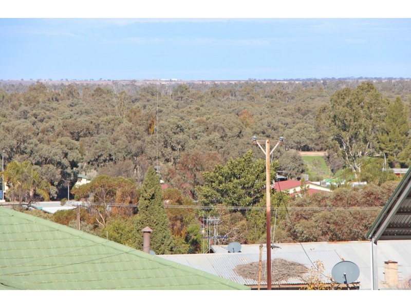 15 Stoeckel Terrace, Paringa SA 5340