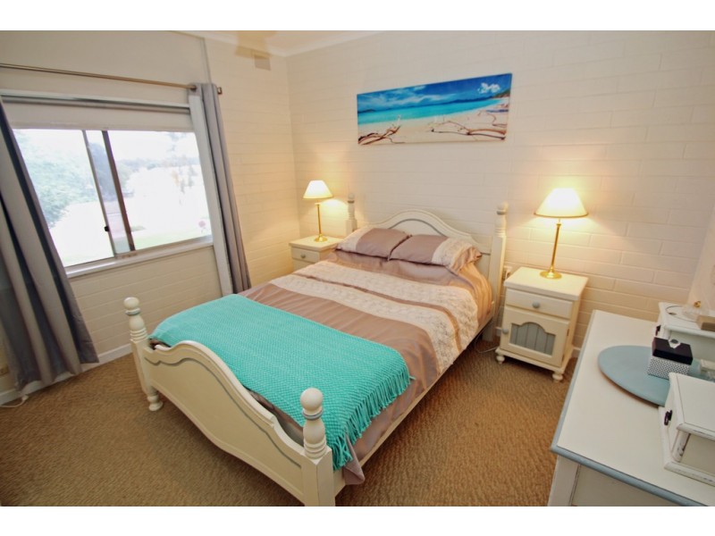 17 RAILWAY TERRACE, Paringa SA 5340