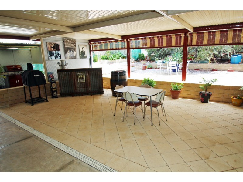 17 RAILWAY TERRACE, Paringa SA 5340