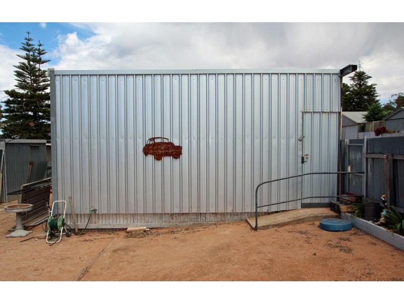 17 RAILWAY TERRACE, Paringa SA 5340
