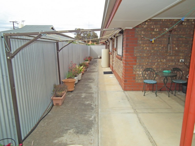 Unit 2, 209 Fifteenth Street, Renmark SA 5341