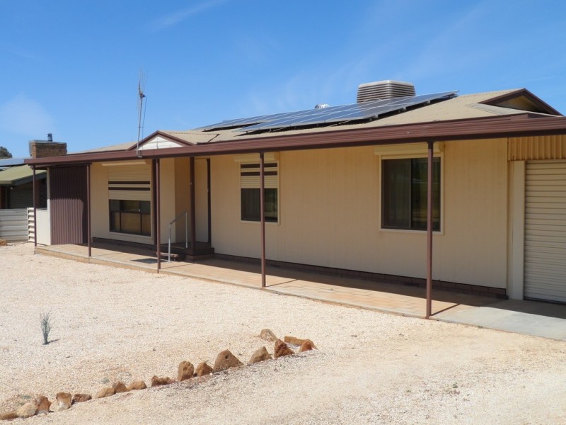 31 Eringa Avenue, Loxton SA 5333